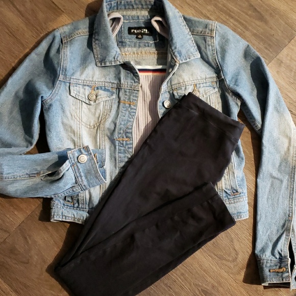Forever 21 Other - 4 piece crop top, Jean jacket, slouchy sweater